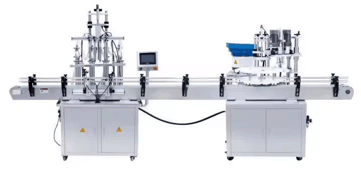 Inline 4 Düsen Flüssigkeitsfüllmaschine Automatische Überlauf Flüssigkeitsflaschenfüllmaschine für Getränkesäfte
