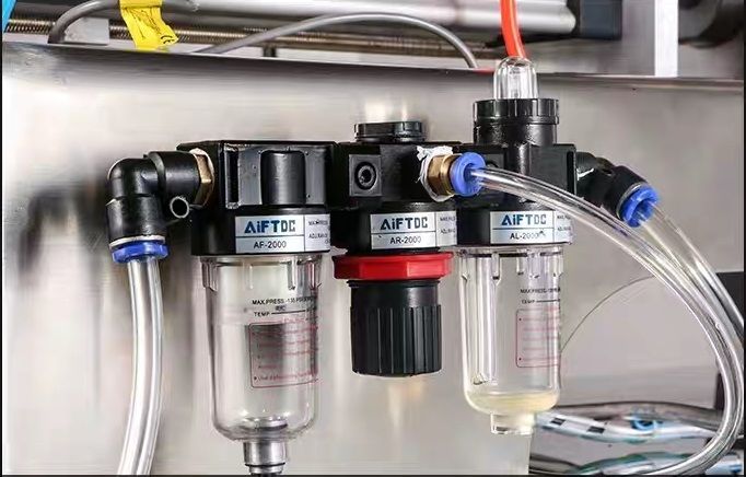 Fabrikdirekt kostengünstige kundenspezifische hochwertige pneumatische Windbeutel-Füllmaschine mit Einzelkopf-Pastenfüller G1WG-300