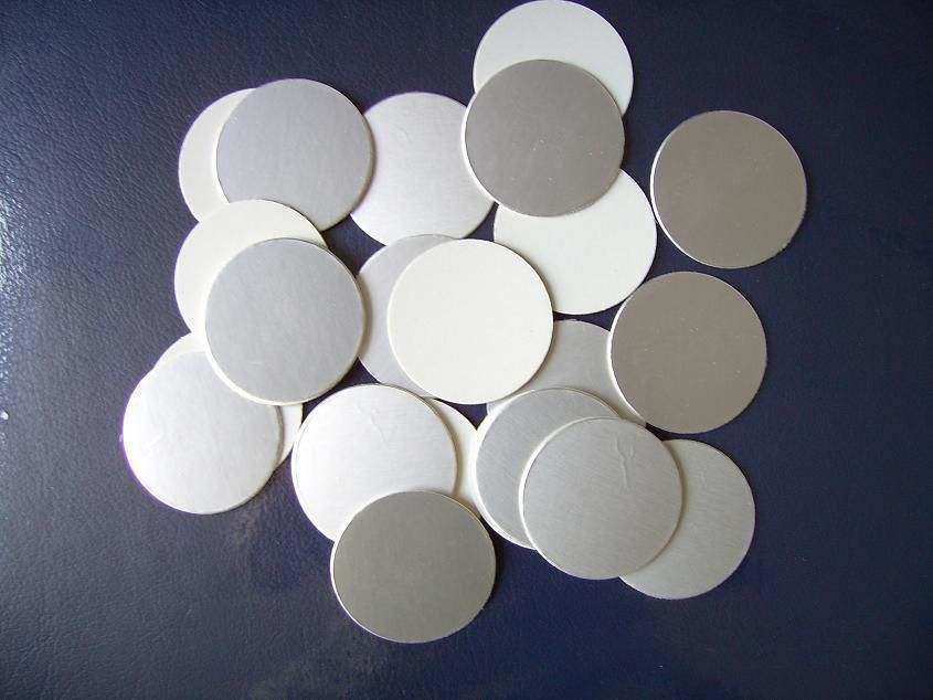 Hohe Qualität Aluminiumfolie Induktion Dichtung Liner PET PE PP Flaschenkappe Dichtungen Deckel Waden für Ölflaschenkappen Einfügen Liner