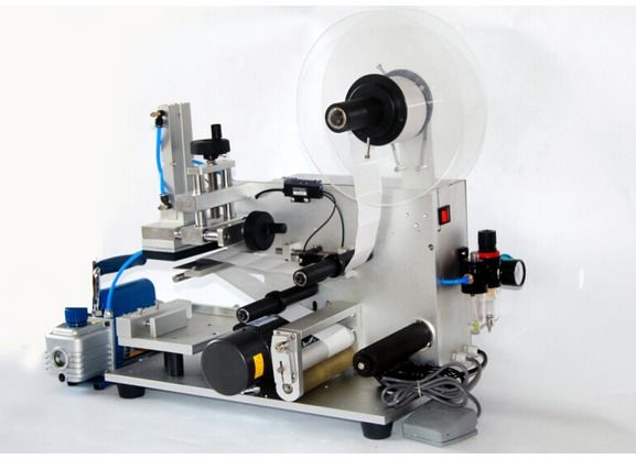 Fabrikpreis Ober- und Unterkennzeichnungsmaschine Quadratische Flasche Flachfläche Klebstoffetikettverteiler