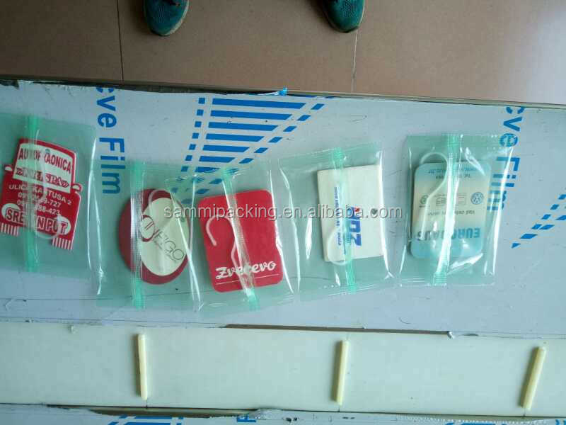 Einfach zu bedienende automatische Kissenverpackungsmaschine, breite Anwendung für Brot, Obst, Gemüse, Werkzeuge, Flow-Packmaschine, Burger, Keks, Keks