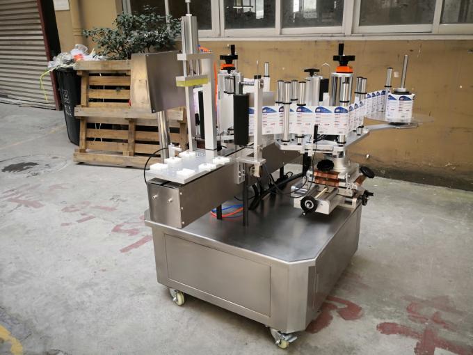 Automatische doppelseitige Wäschemittel-Kennzeichnungsmaschine Halbautomatische Quadratflaschen-Kennzeichnungsmaschine 1